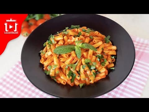 Domates Soslu Makarna Tarifi: Öğrenci Evinde Pratik Yemek Nasıl Yapılır