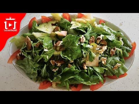 Roka Salatası Tarifi: Nar Ekşili Soslu Salata Nasıl Yapılır