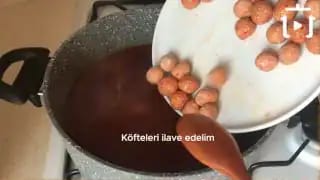Analı Kızlı Çorba Tarifi – videodan kare