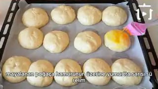 Yumuşacık Bayatlamayan Kolay Poğaça Tarifi Nasıl Yapılır – videodan kare