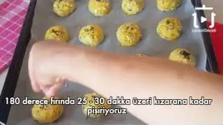Dereotlu Poğaça Tarifi – videodan kare