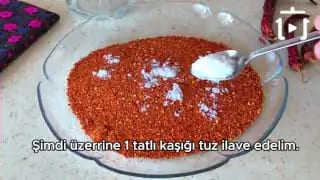 En Kolay Yöntem ile Pul Biber Nasıl Yapılır – videodan kare