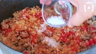Etli Biber Dolması Nasıl Yapılır – videodan kare