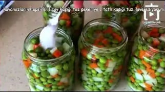 Garnitür Konservesi Nasıl Yapılır – videodan kare