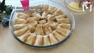 Gazete Baklavası Nasıl Yapılır – videodan kare