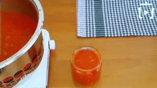 Kışlık Hazırlık Domates Sosu Nasıl Yapılır – videodan kare