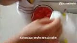 Domates Konservesi Nasıl Yapılır – videodan kare