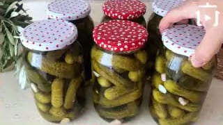 Kornişon Salatalık Turşusu Nasıl Yapılır – videodan kare