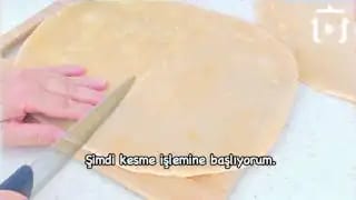 Orjinal El Yapımı Erişte Tarifi Nasıl Yapılır – videodan kare