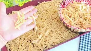 Orjinal El Yapımı Erişte Tarifi Nasıl Yapılır – videodan kare
