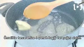 Orjinal El Yapımı Erişte Tarifi Nasıl Yapılır – videodan kare