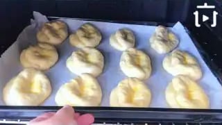 Pastane Usulü Dudak Poğaça Tarifi Nasıl Yapılır – videodan kare