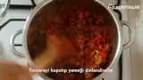 Oyulmuş Patlıcan İçlerinden Yemek Tarifi – videodan kare