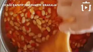 Ustasından Mükemmel Barbunya Yemeği Nasıl Yapılır – videodan kare