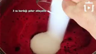 Vişne Konsantresi Tarifi – videodan kare