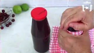 Vişne Konsantresi Tarifi – videodan kare