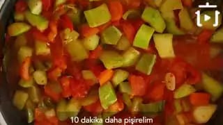 Zeytinyağlı Kabak Yemeği Nasıl Yapılır En Kolay Türlü Tarifi – videodan kare