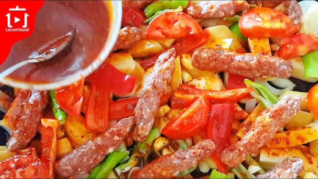 Fırında Köfte Patates Tarifi