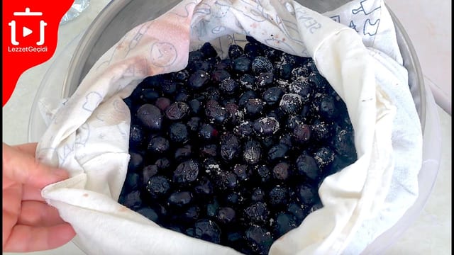 Çuvalda Zeytin Nasıl Yapılır