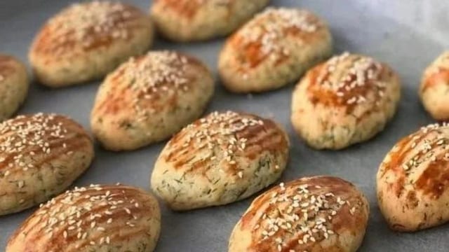 Dereotlu Poğaça Tarifi Kıyır Kıyır
