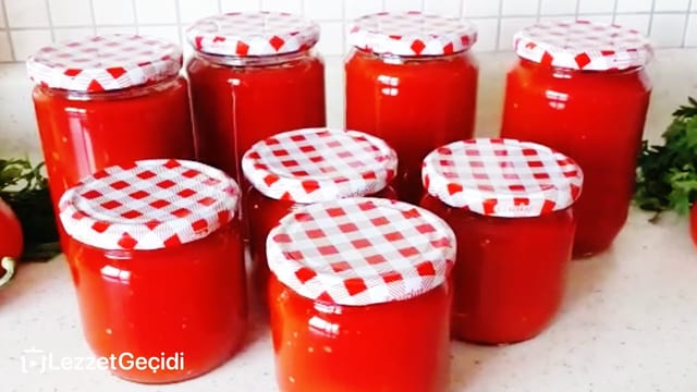 Domates Biber Sosu Nasıl Yapılır