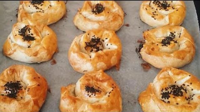 El Açması Tadında Gül Böreği Tarifi