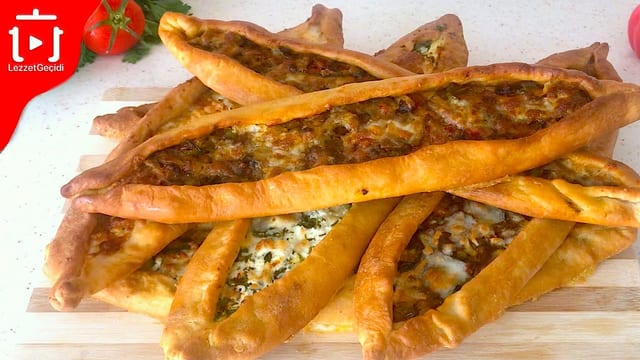 Kaşarlı Mantarlı Pide Tarifi