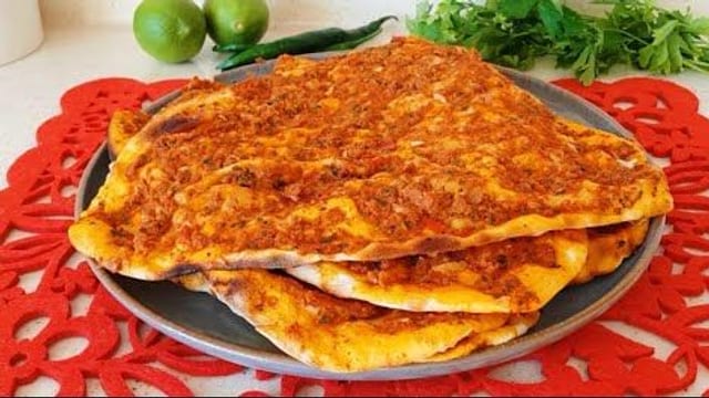 Lahmacun İçi Tarifi Hazırlanışı