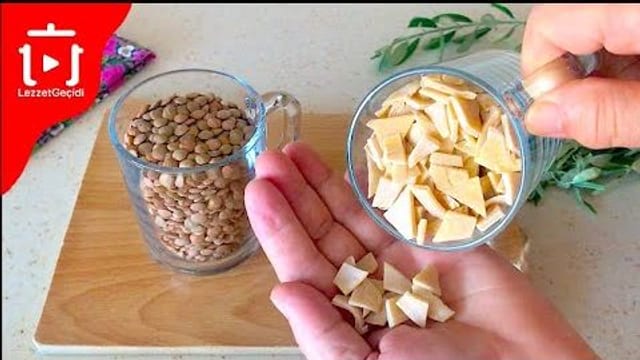 Mercimekli Erişte Çorbası Tarifi