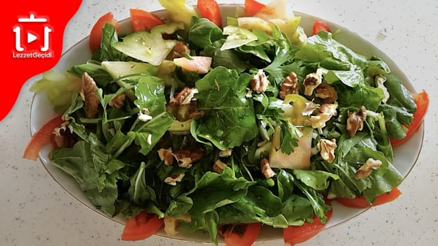 Roka Salatası Tarifi