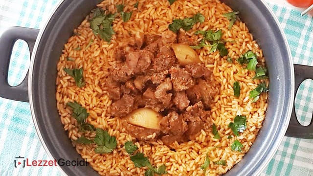 Tas Kebabı Nasıl Yapılır