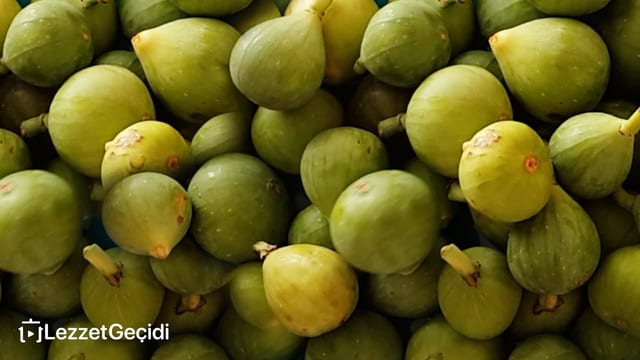 Yeşil Ham İncir Reçeli Nasıl Yapılır