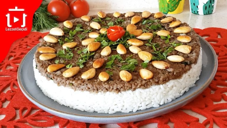Duvaklı Pilav Tarifi: Yöresel Yemeklerden Kıymalı Bademli Pilav Nasıl Yapılır