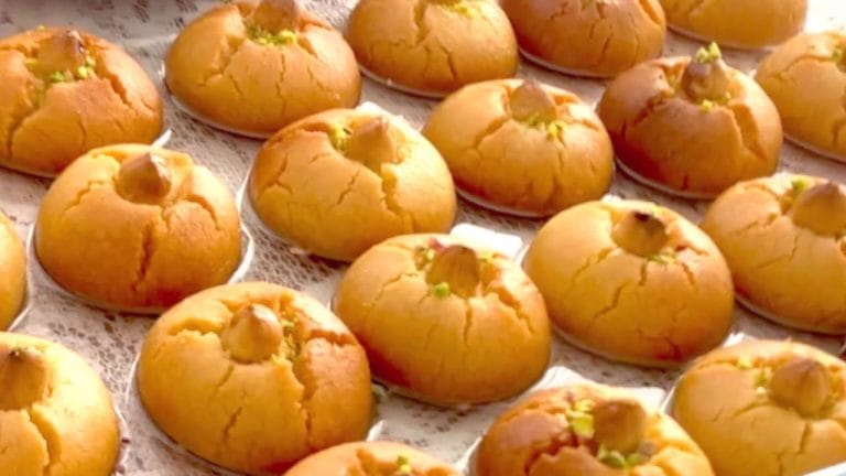 Şekerpare Tarifi , Nasıl Yapılır? Kolay Şerbetli Tatlı Tarifleri