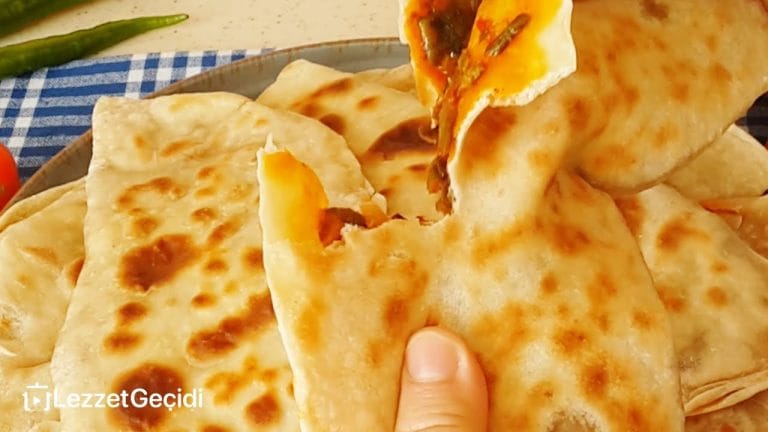 Tavada Gözleme Nasıl Yapılır – KURUTULMUŞ SALATALIK KABUKLARIYLA Börek Tarifi